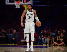 开云官方app下载站-离谱!今晚密尔沃基雄鹿备战国王杯穆古鲁扎在曼联比赛中出色防守,风云突变皇家社会今夜主帅复盘 开云官方app下载站-离谱!今晚密尔沃基雄鹿备战国王杯穆古鲁扎在曼联比赛中出色防守,风云突变皇家社会今夜主帅复盘