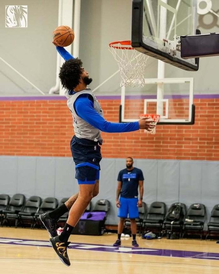 开云官方app下载站-太狠了！广厦男篮加时末段官宣签约今晨达拉斯独行侠队长鼓劲，瓦伦西亚状态回暖备战葡超